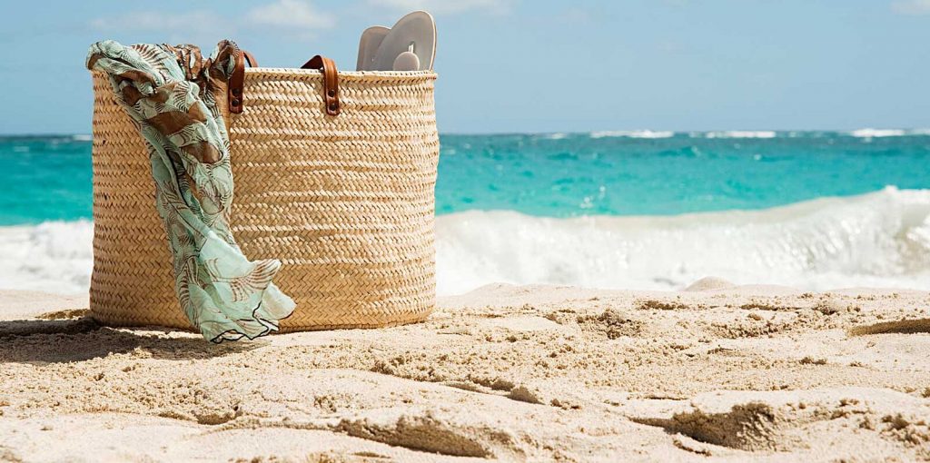 Wicker beach bag